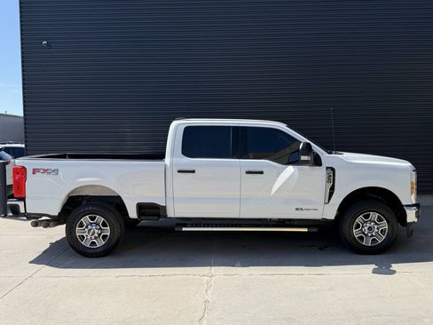 Used 2025 Ford F350 XLT w/ FX4 Off-Road Package AWD/4WD image 10