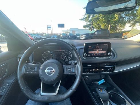 Used 2021 Nissan Rogue SL AWD/4WD image 14