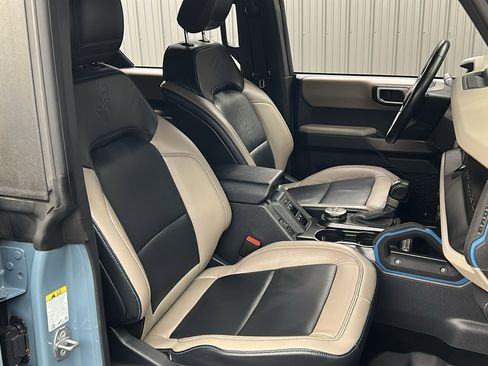 Used 2021 Ford Bronco Wildtrak image 32