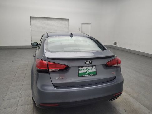 Used 2017 Kia Forte S image 6