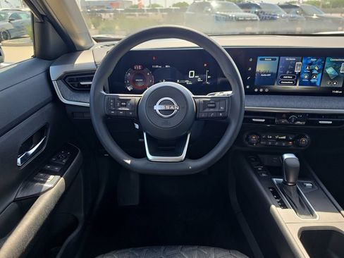 New 2026 Nissan Kicks SV w/ Cold Weather Package FWD image 12