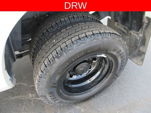 Used 2025 RAM 3500 Limited AWD/4WD image 15