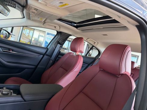 New 2026 MAZDA MAZDA3 Carbon image 17