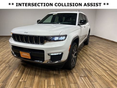 Certified 2024 Jeep Grand Cherokee L Limited w/ Luxury Tech Group II image 18