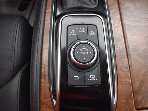 Used 2024 Nissan Armada SL w/ Captain's Chairs Package RWD image 47