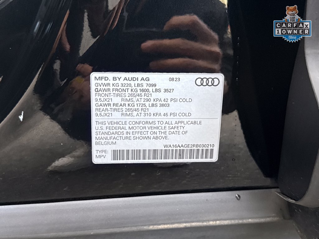 Used 2024 Audi Q8 e-tron Prestige w/ Prestige Package AWD/4WD image 34