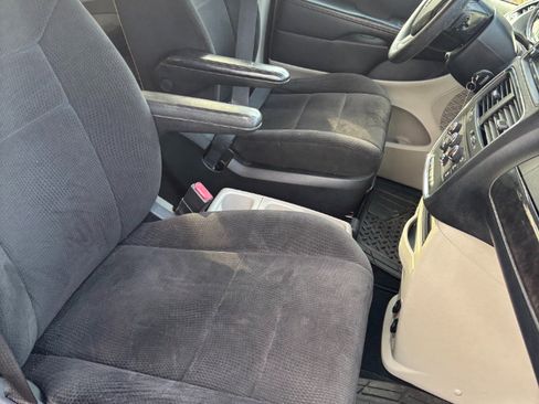 Used 2013 Dodge Grand Caravan SE image 24
