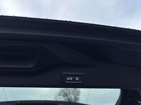 Used 2021 BMW X5 xDrive40i w/ Premium Package image 17