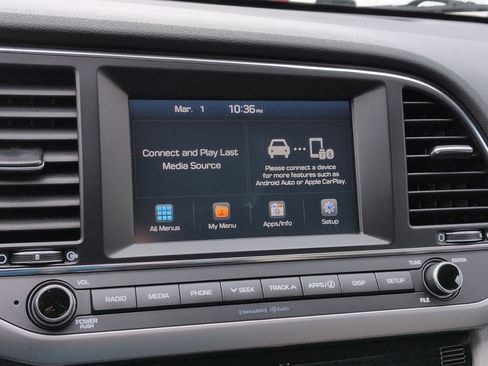 Used 2018 Hyundai Elantra Value Edition w/ Cargo Package image 19