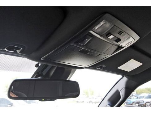 Used 2019 Toyota Tacoma TRD Sport w/ Technology Package image 23