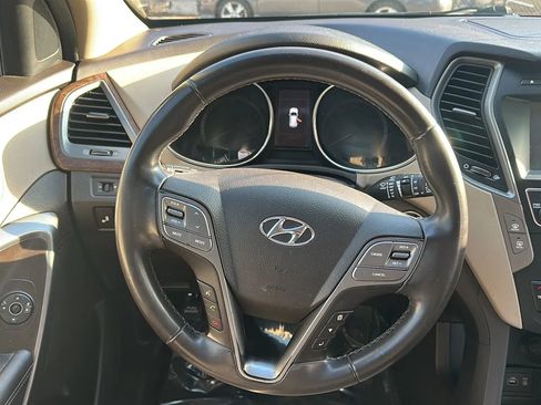 Used 2018 Hyundai Santa Fe Sport FWD image 31