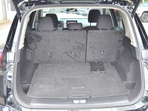 Used 2025 Nissan Rogue SV AWD/4WD image 35