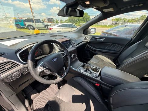 Used 2020 Ford Edge ST w/ Equipment Group 401A AWD/4WD image 14