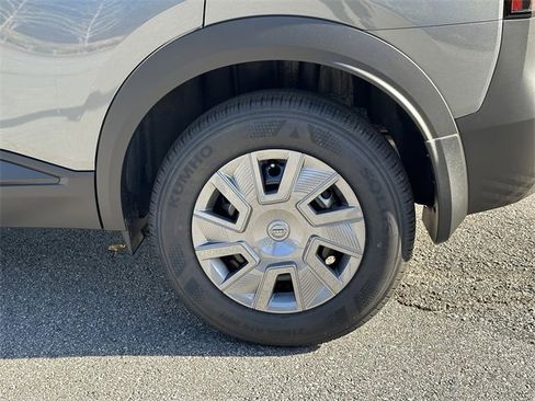 New 2026 Nissan Kicks S image 5