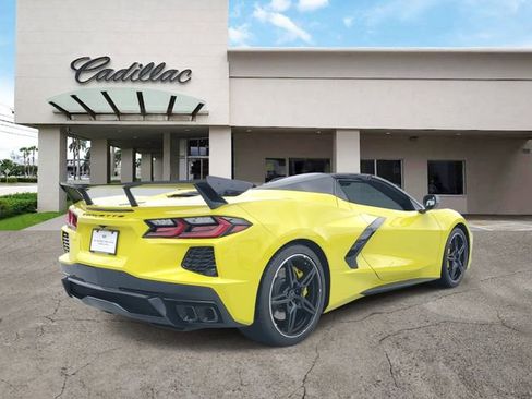 Used 2024 Chevrolet Corvette Stingray Premium Conv w/ Z51 Performance Package image 5