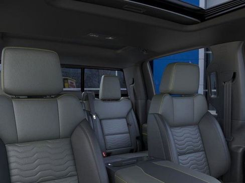 New 2026 Chevrolet Silverado 1500 ZR2 image 24