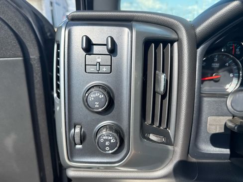Certified 2019 Chevrolet Silverado 1500 LT w/ All Star Edition AWD/4WD image 14