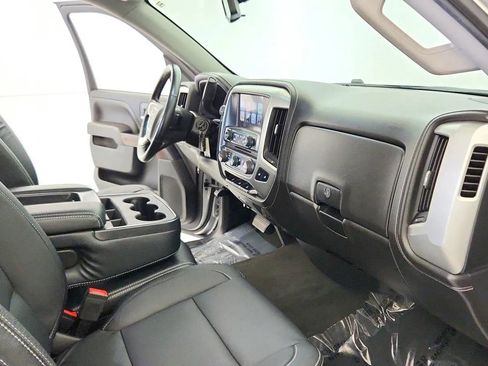 Used 2017 GMC Sierra 1500 SLE w/ SLE Value Package AWD/4WD image 32