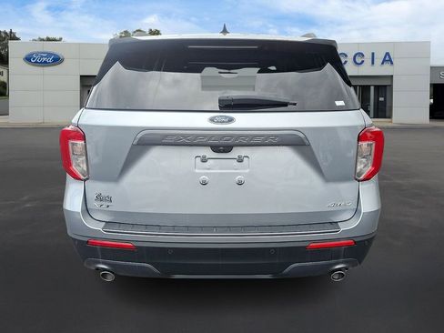 Certified 2023 Ford Explorer XLT w/ Equipment Group 202A AWD/4WD image 5