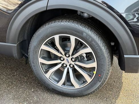 New 2026 Ford Explorer ST-Line image 8