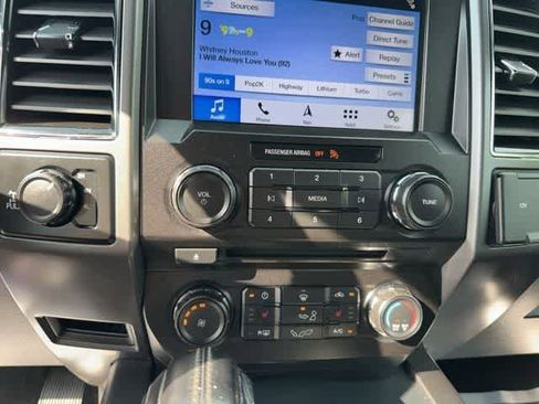 Used 2018 Ford F150 XLT w/ Equipment Group 302A Luxury AWD/4WD image 8