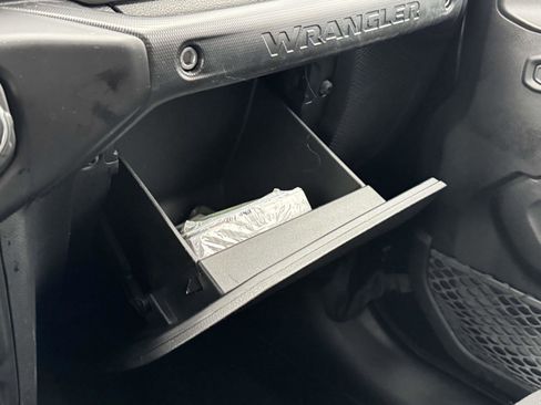 Used 2023 Jeep Wrangler Sport image 10