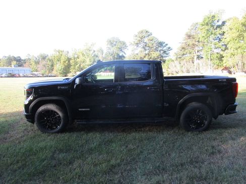New 2026 GMC Sierra 1500 Elevation image 2