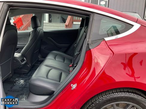 Used 2019 Tesla Model 3 Standard Range Plus image 7