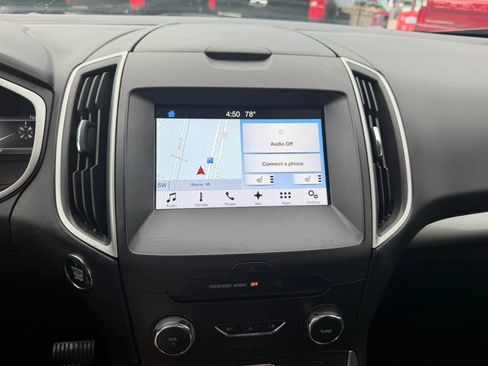 Used 2017 Ford Edge SEL w/ Equipment Group 201A AWD/4WD image 19
