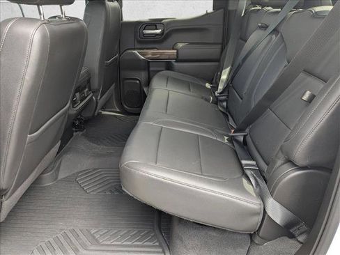Used 2021 Chevrolet Silverado 1500 LT Trail Boss w/ Convenience Package II AWD/4WD image 16