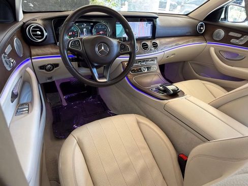 Used 2018 Mercedes-Benz E 300 image 13