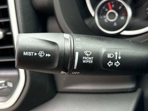 New 2026 RAM 1500 4x4 Crew Cab image 33