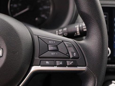 Used 2024 Nissan Kicks SV FWD image 12