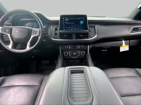 Used 2023 Chevrolet Tahoe Z71 w/ Luxury Package AWD/4WD image 16