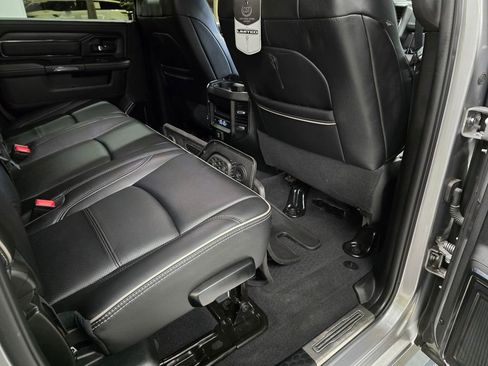Certified 2024 RAM 2500 Limited image 43