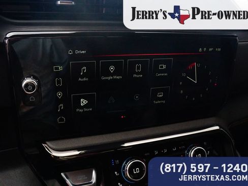 Used 2024 GMC Sierra 1500 AT4 w/ Technology Package AWD/4WD image 12