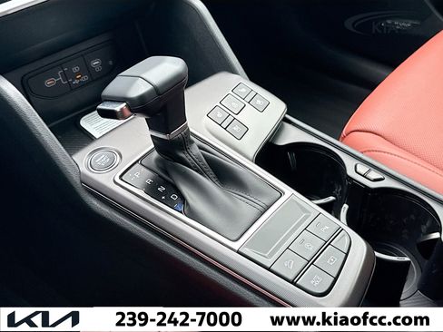New 2026 Kia Sportage SX image 28