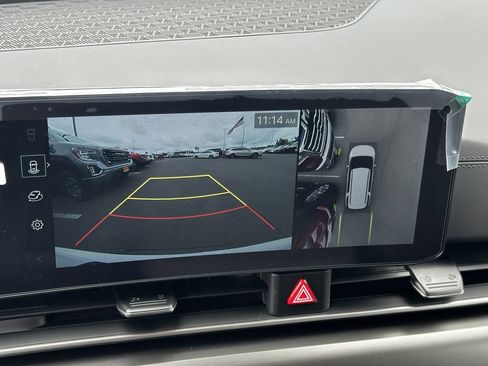 New 2026 Kia Carnival SX w/ SX Dark Edition Package FWD image 16