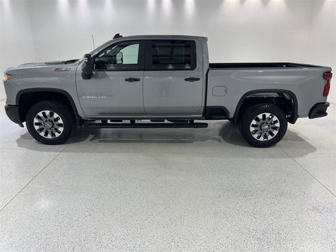 New 2026 Chevrolet Silverado 2500 Custom w/ Custom Value Package image 5