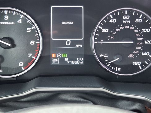 Used 2021 Subaru Outback Touring w/ Popular Package #2 image 9