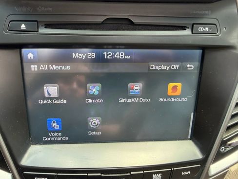 Used 2018 Hyundai Santa Fe Sport FWD image 32