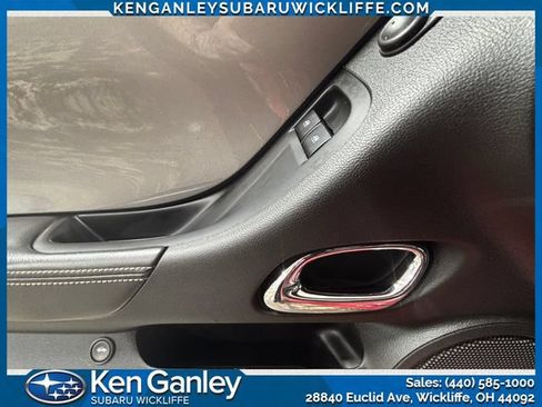 Used 2010 Chevrolet Camaro SS w/ RS Package RWD image 9