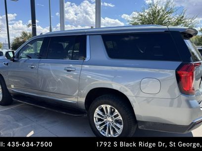 Used 2023 GMC Yukon XL SLT