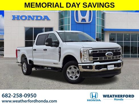 Used 2025 Ford F250 XLT w/ FX4 Off-Road Package AWD/4WD image 1