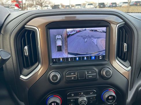 Used 2022 Chevrolet Silverado 2500 High Country image 35