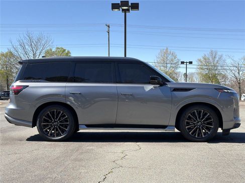 Used 2025 INFINITI QX80 Autograph AWD/4WD image 32