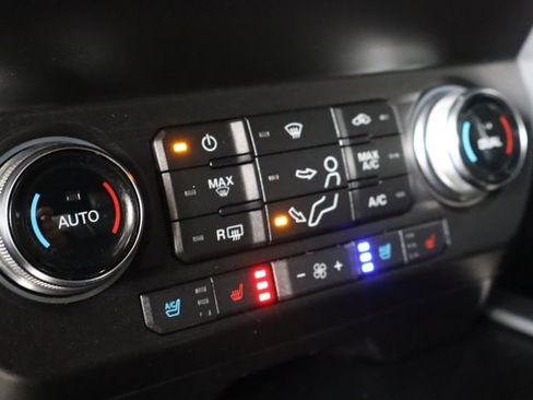 Used 2019 Ford F250 Platinum w/ Platinum Ultimate Package image 38