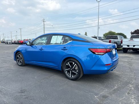 Used 2025 Nissan Sentra SV FWD image 3