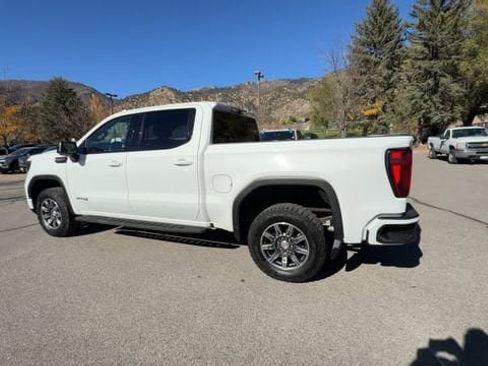 Used 2024 GMC Sierra 1500 AT4 w/ Technology Package image 6