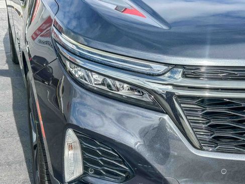 Used 2022 Chevrolet Equinox RS w/ LPO, Cargo Package FWD image 5
